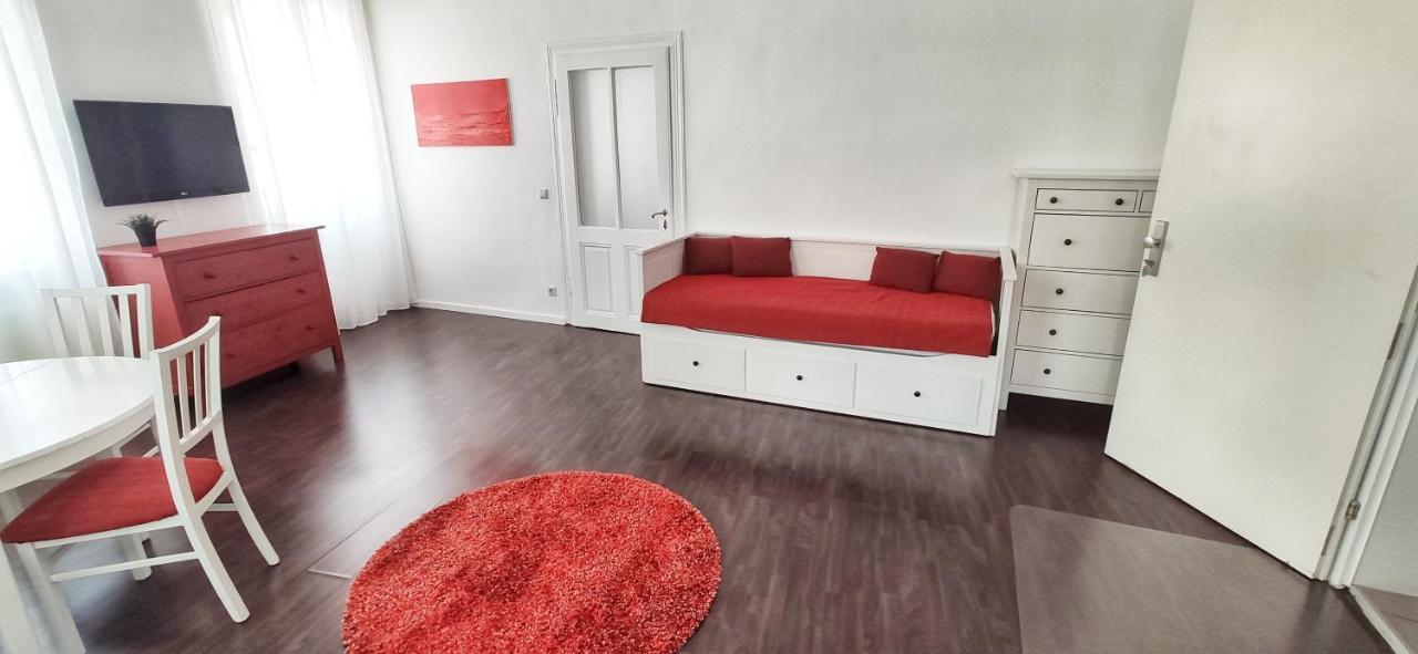Helle Zweiraumwohnung In Wohngebiet * Wien